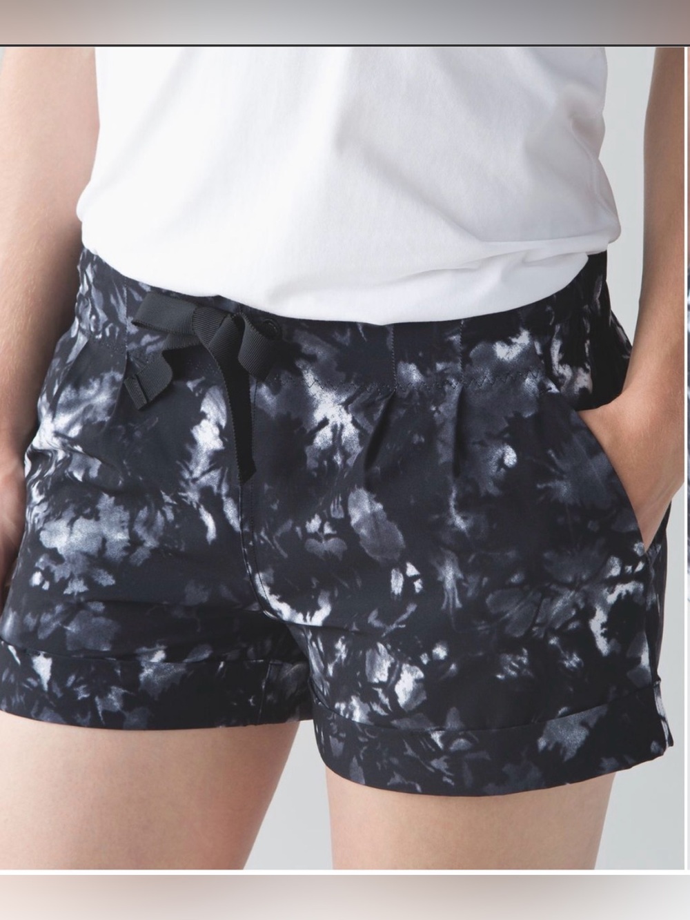 Lululemon Spring Break Away Shorts II Dusk Dye
